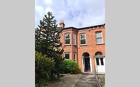 1 Bed Room Apartment